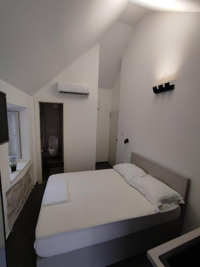 The Center Of Split, Renovated Stone House Exterior foto